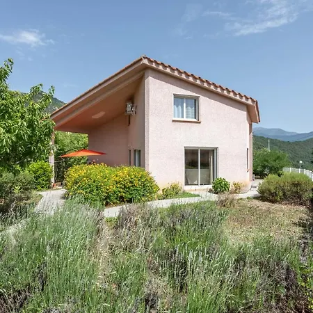 Guillamou Holiday home